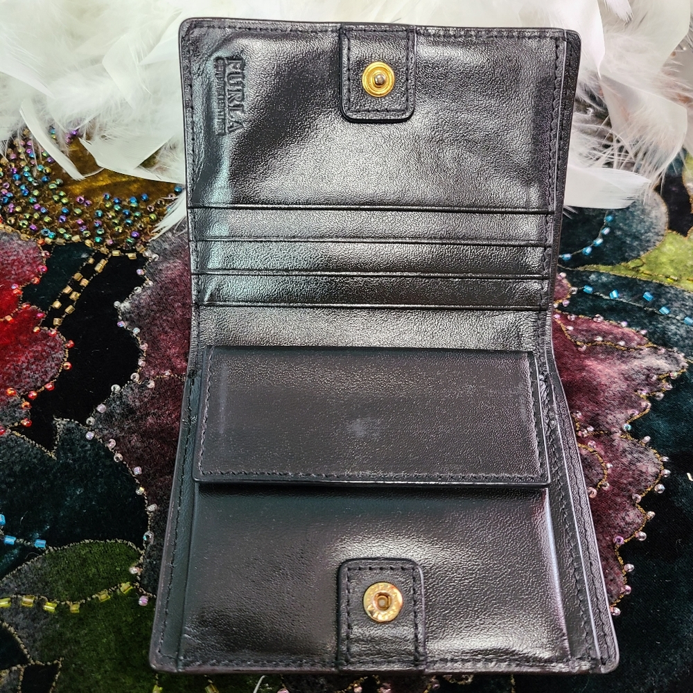 EUC Furla Wallet - Picture 7 of 11